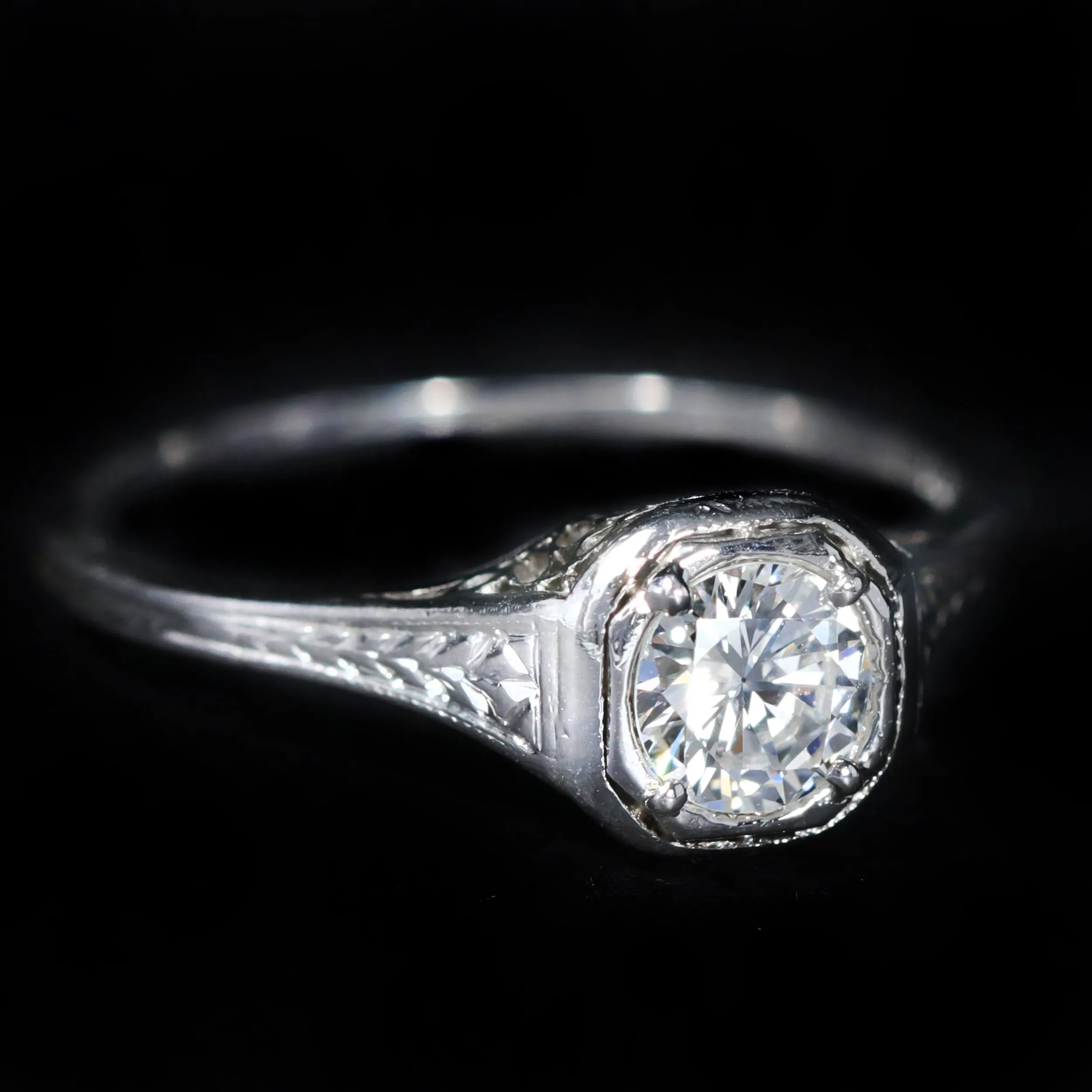 Art Deco Platinum 0.50 Carat Old European Cut Diamond Engagement Ring