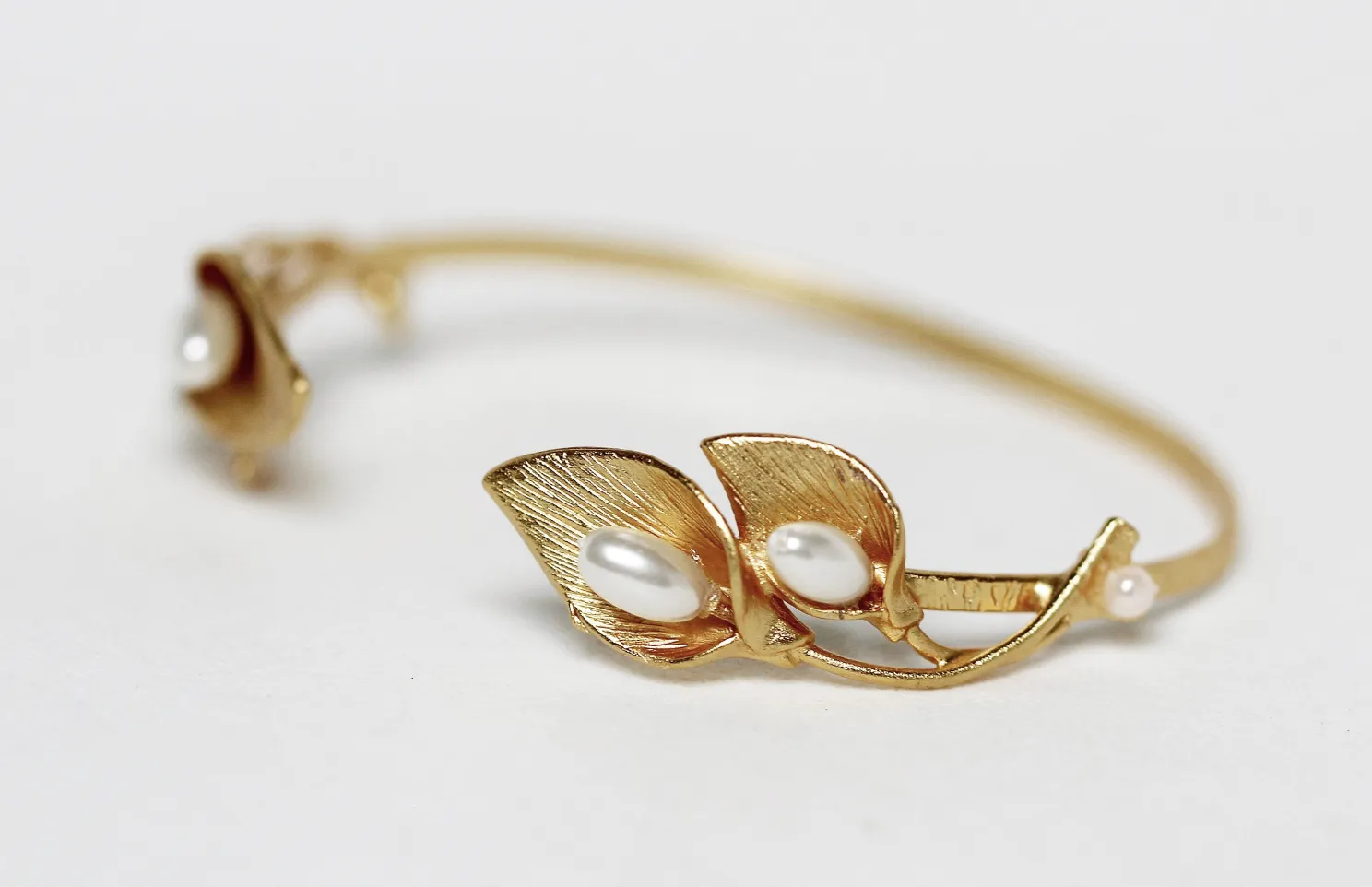 Calla Lily Bracelet