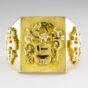 'Cavelti' Crest Signet Ring | SZ 9