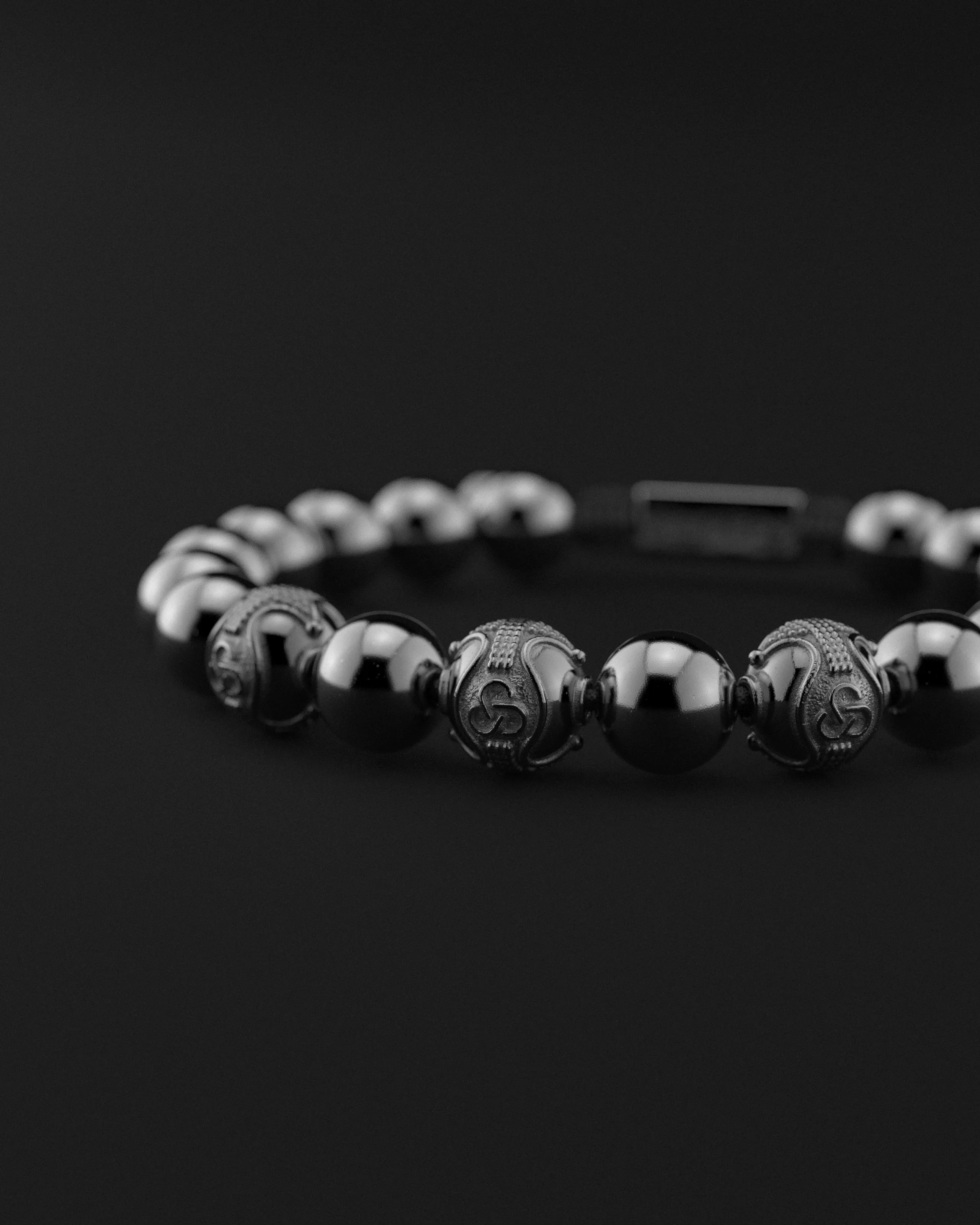 Hematite Bracelet 10mm | Premium