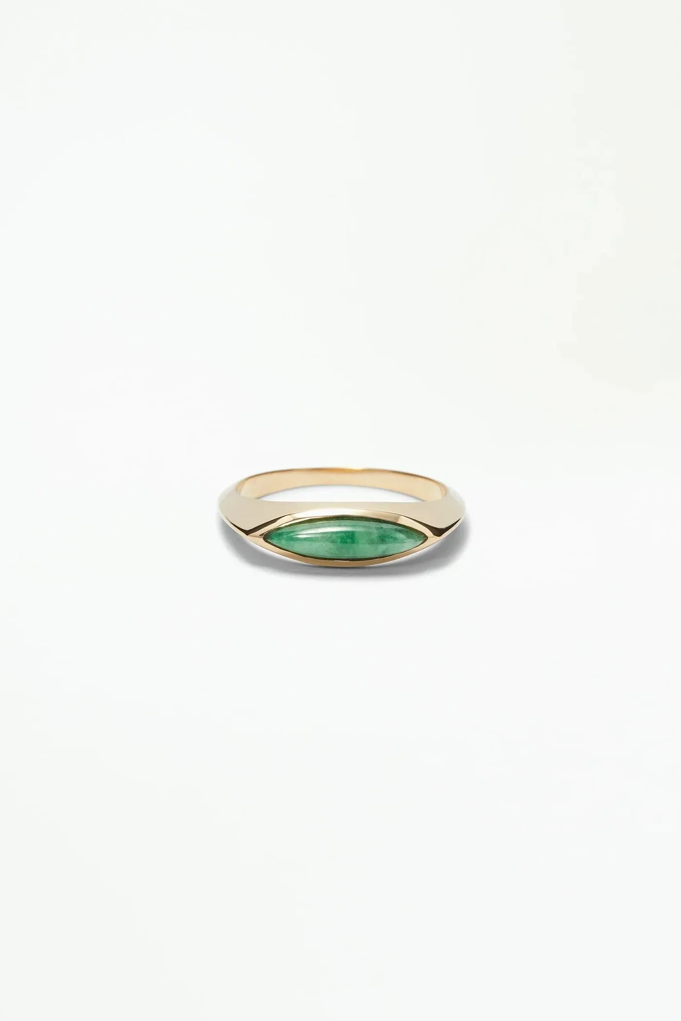 JADEITE EYE SIGNET RING