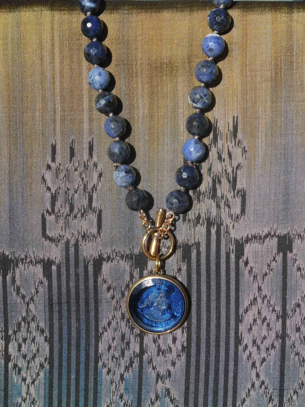 Necklace Intaglio On Faceted Glass Beads