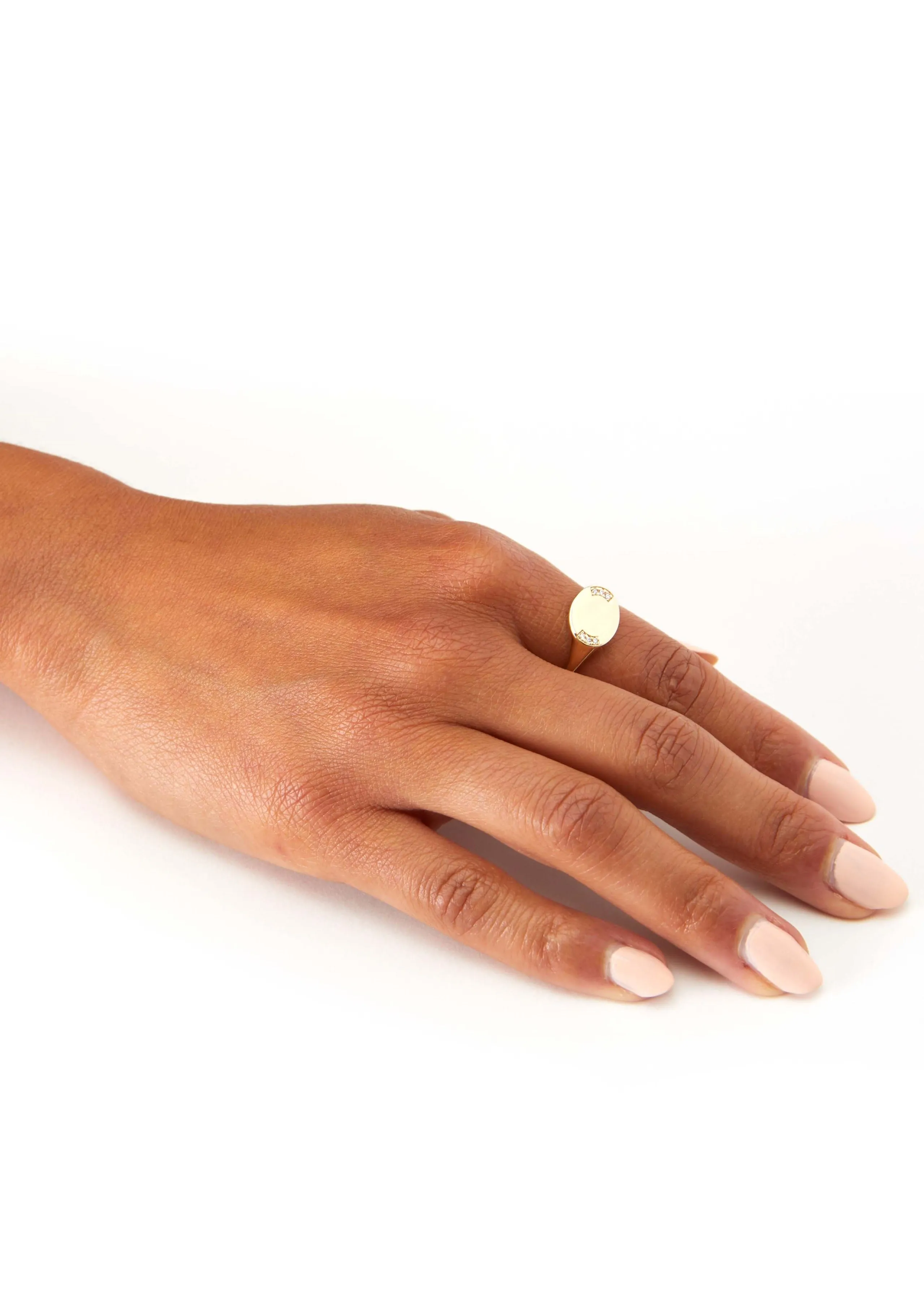 Oval Signet Ring in Gold with Diamonds