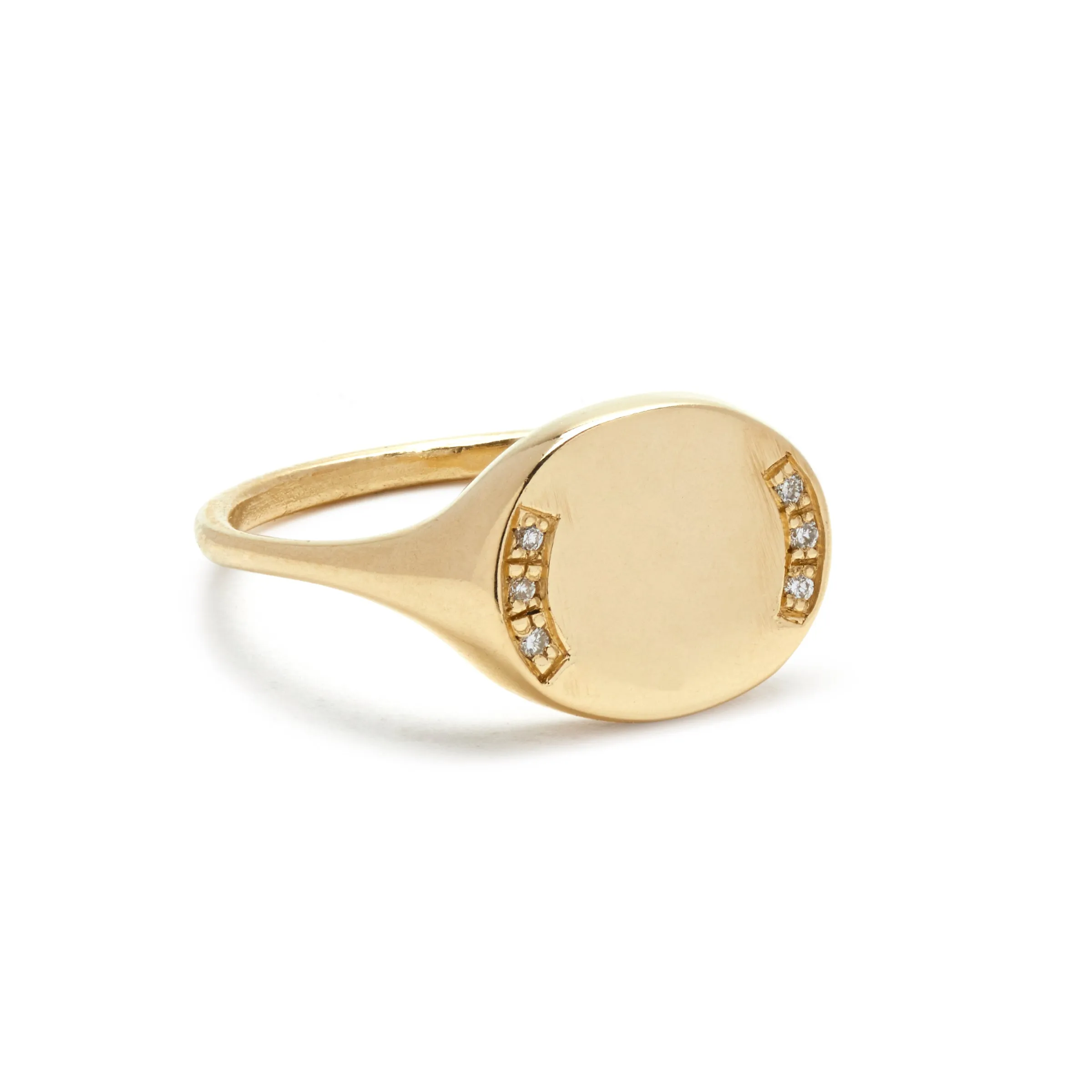 Oval Signet Ring in Gold with Diamonds