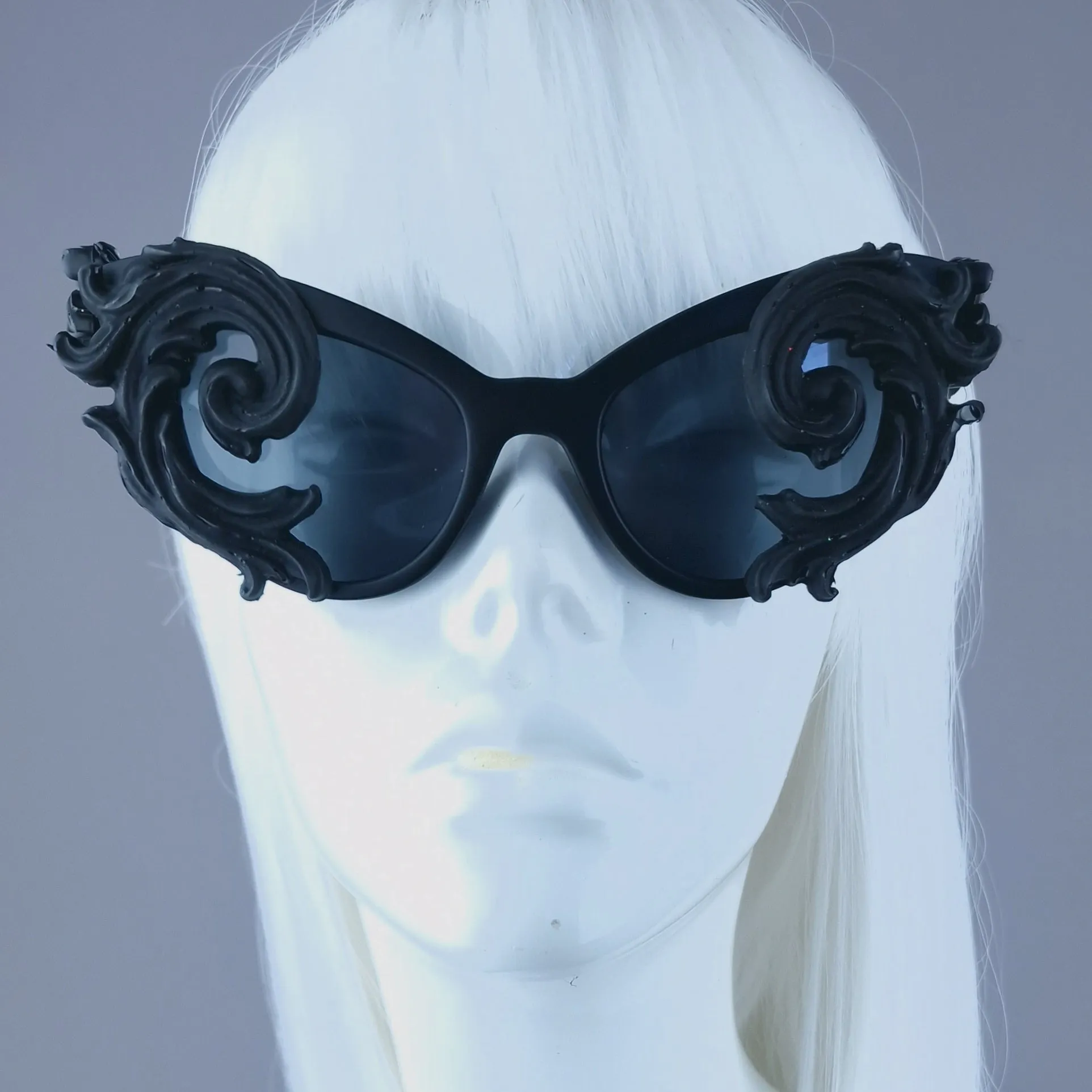 "Oriens" Black Filigree Ornate Cateye Sunglasses