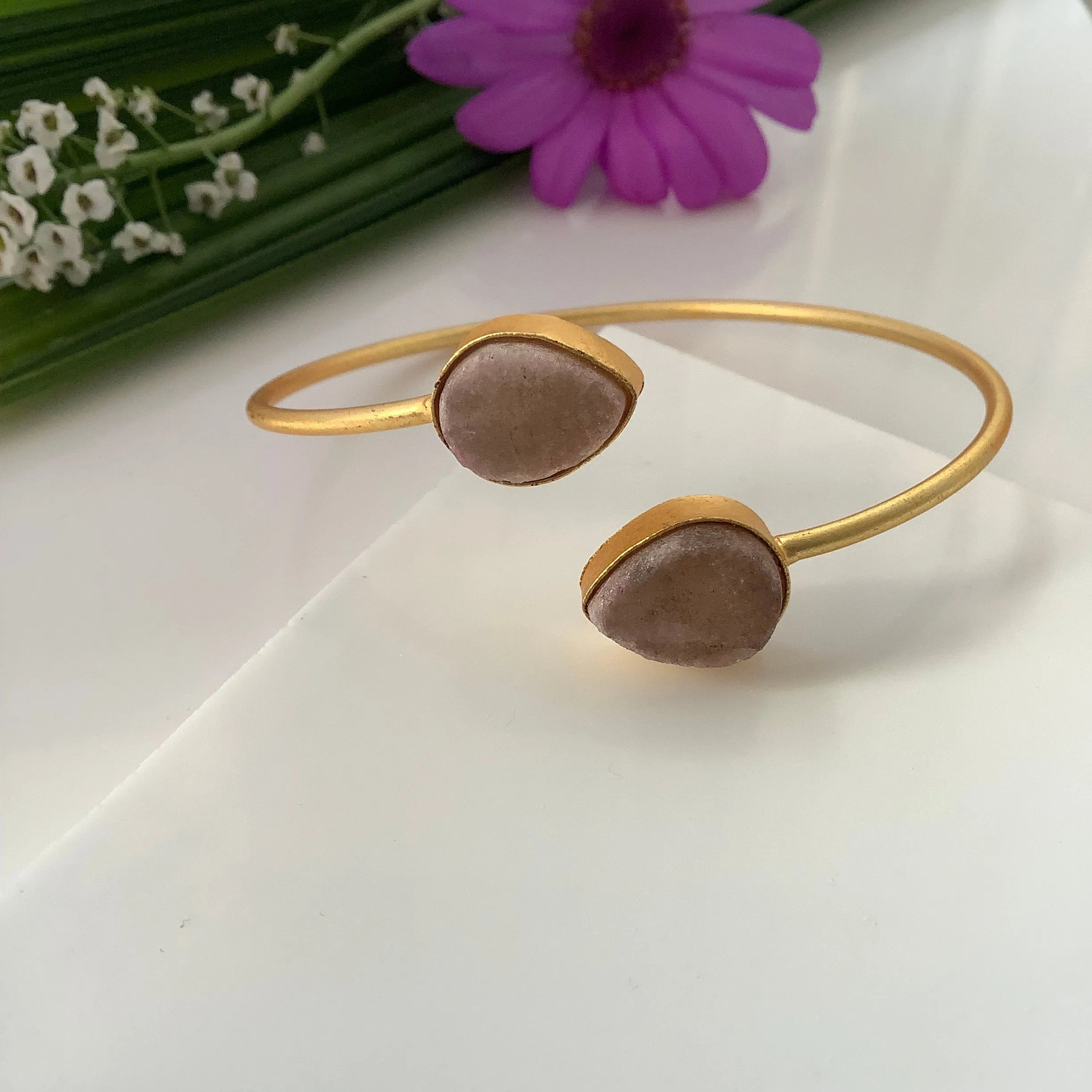 Salvanity Brass Gold Simple Rough stone bracelet - Light Brown