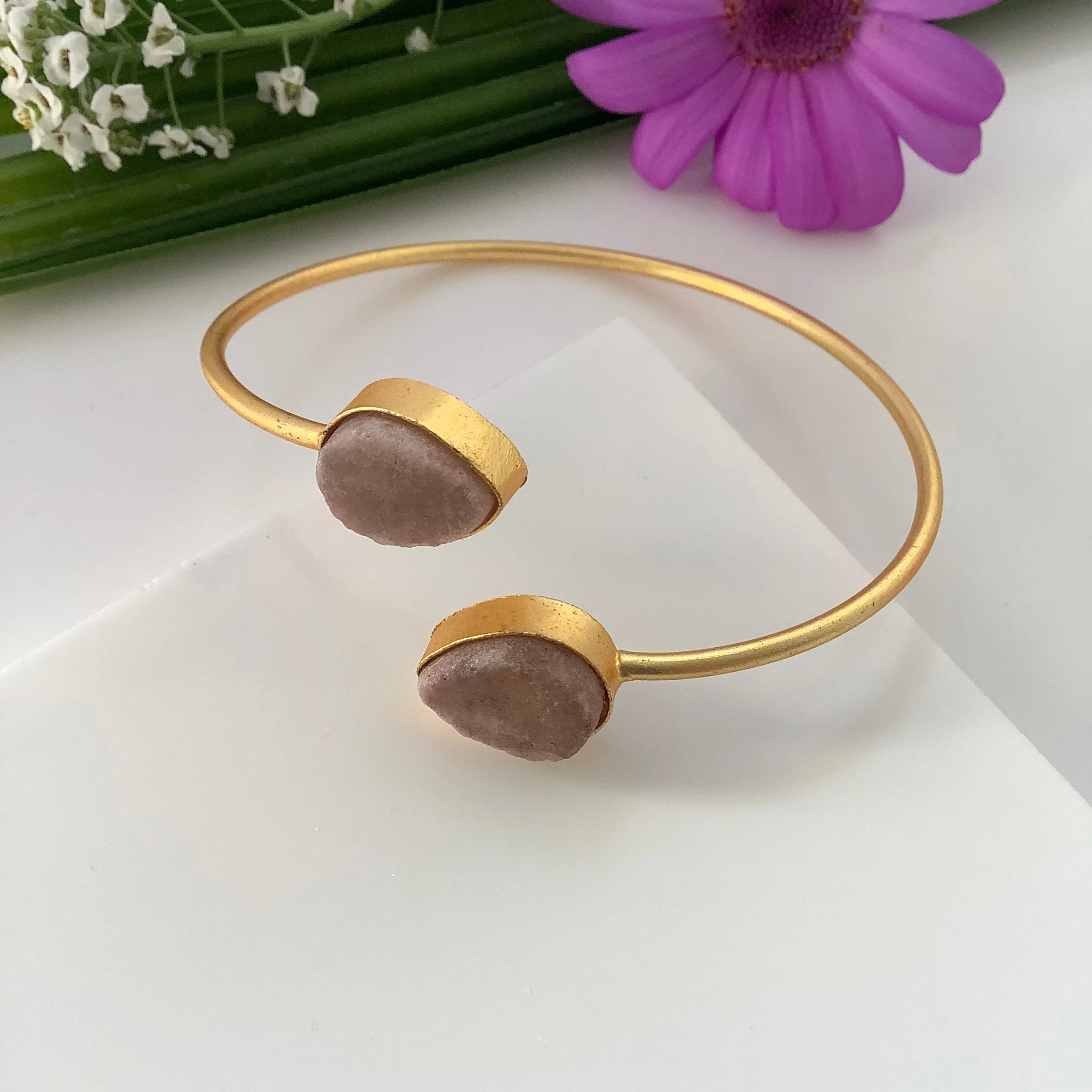 Salvanity Brass Gold Simple Rough stone bracelet - Light Brown