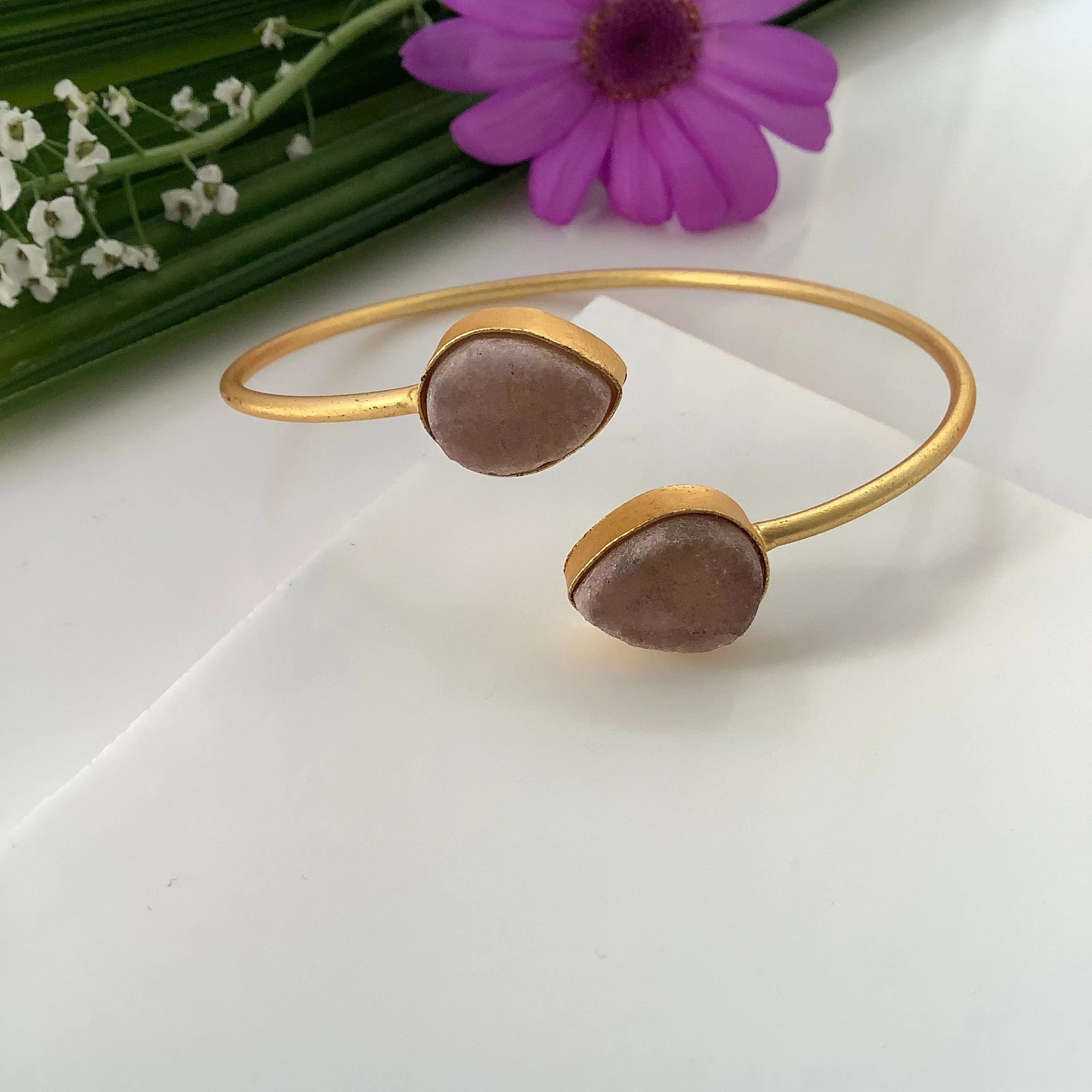 Salvanity Brass Gold Simple Rough stone bracelet - Light Brown