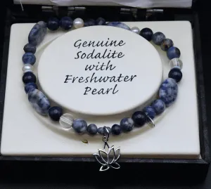 Vintage NIB Sodalite, Freshwater Pearl and Sterling Silver Beaded Stretch Bracelet